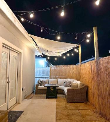 3BR Home Located In Uptown Edinburg