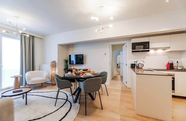 3BR NATO & EU Apartment Free Luggage Room