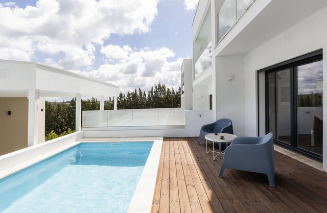 3BR Oasis w/Pool by LovelyStay