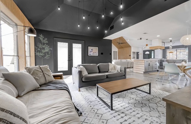 3kings new custom design spacious clean