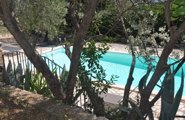 4 Bed 4 Bath Provencal Hillside Villa nr Medieval Village/Heated Pool/air con