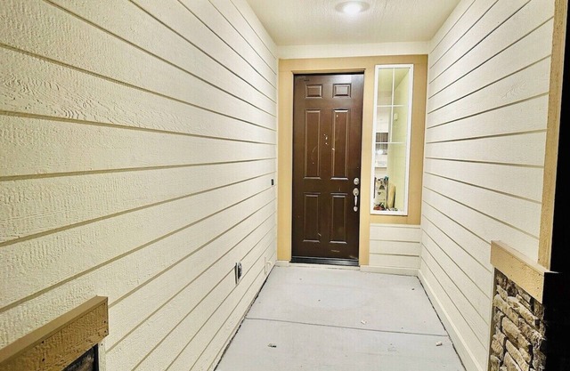 4-Bedroom/2-Bath/Pet OK/Sleeps13