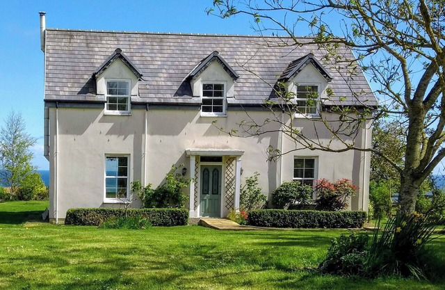 4 bedroom accommodation in Lamberton, near Berwick