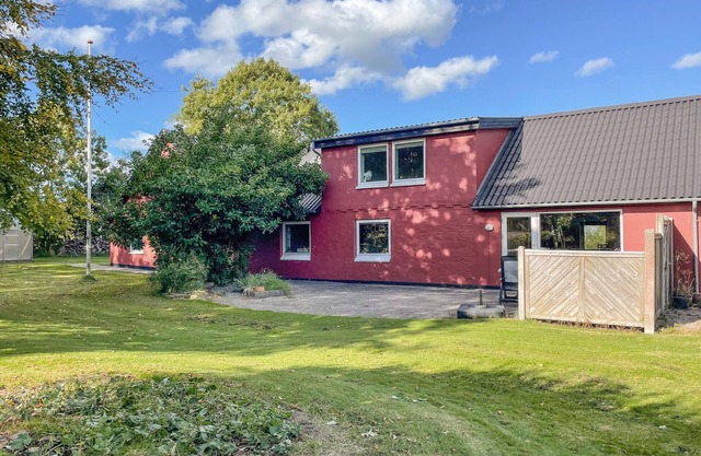 4 bedroom amazing home in Farsø