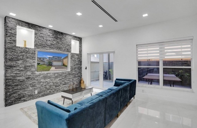 4 Bedroom Designer Home Next to Shul and Community Pool by RedAwning