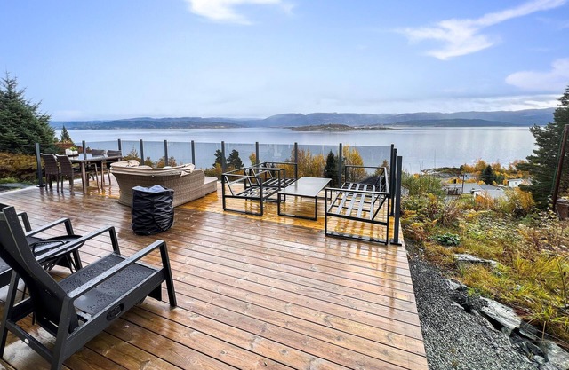 4 bedroom gorgeous home in Bjugn