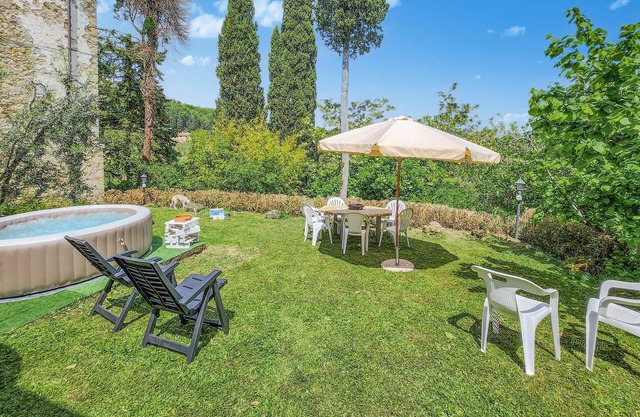 4 bedroom lovely home in Cetona