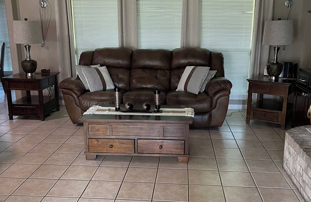4- Bedroom Serenity: 7 Beds Your Peaceful Retreat: Television in Every Bedroom