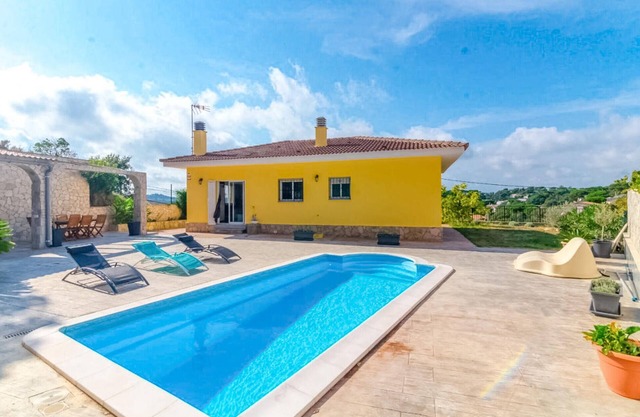 4 bedroom stunning home in Vidreres