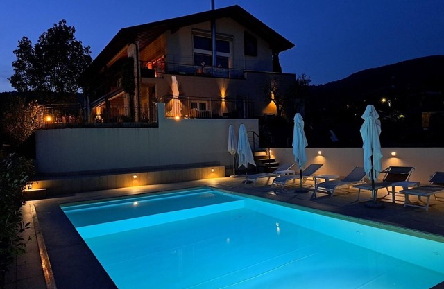 4-bedroom villa in brilliant Castion Veronese with WiFi, AC. A Luxury Villa