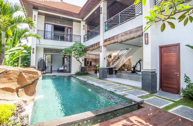 4 Bedroom villa with rice paddy views