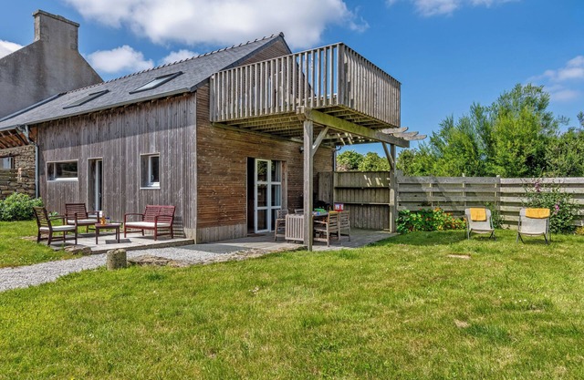 4 * cottage near the sea in the quiet countryside. Comfort. Free bikes.