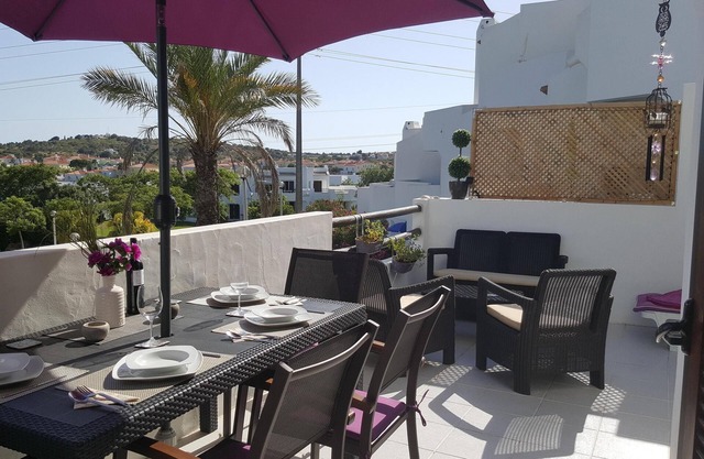 4 ☆ resort in Albufeira . 2 BR 2 Bath ,Large terrace View of pool & gardens