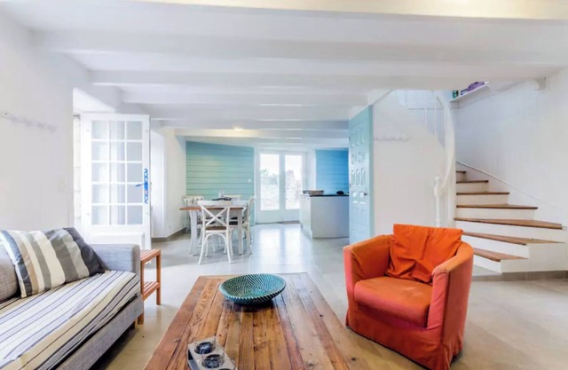 4-star character villa between Côté Sauvage and Marais Salants, a 2-minute walk away
