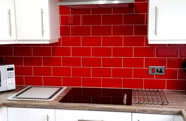 4 TWIN/TRIPLE/DOUBLE BEDROOM DUPLEX- 2 SHOWER ROOMS - FIBRE OPTIC WI-FI