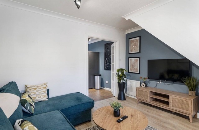 40% OFF - Delightful Abode in London - Garden
