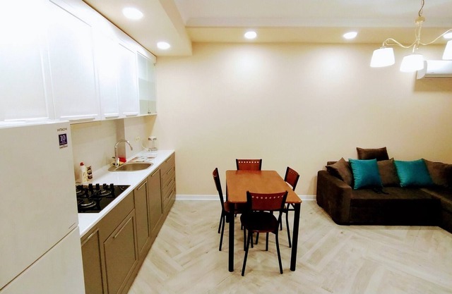 46 Laza Apartment (80m2) in the center of old Batumi