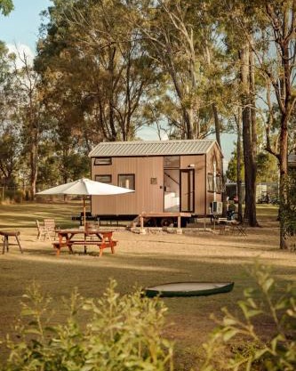 5 Acre Retreat Jimboomba Loft by Tiny Away