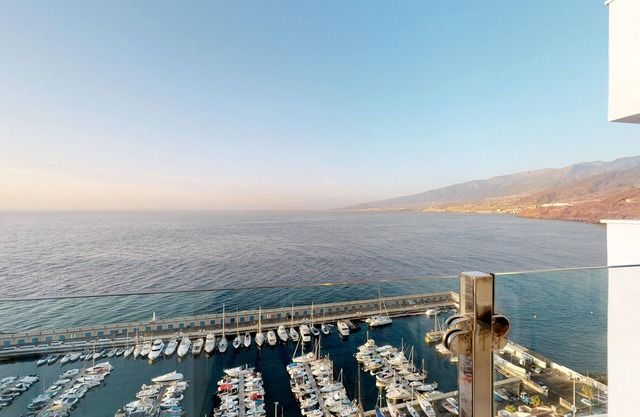 5 ★ APARTMENT & SERVICE OCEAN VIEW & FREE PARKING!