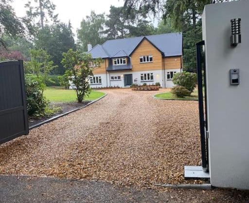 5 bed family home set within gorgeous grounds