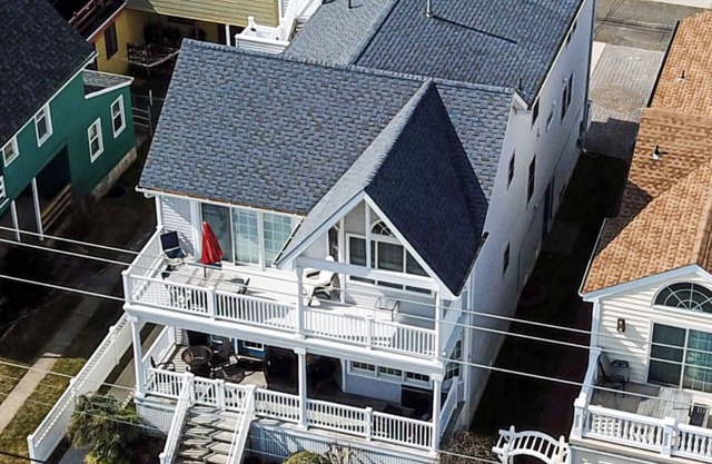 5⭐️ “BEST TIME OF YEAR the AVAILABLE!” SEPT 27th to NOV 2nd! 1 BLOCK TO BEACH!