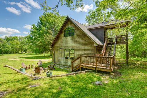 5 Mi to Dtwn Serene Couples Retreat in Franklin!