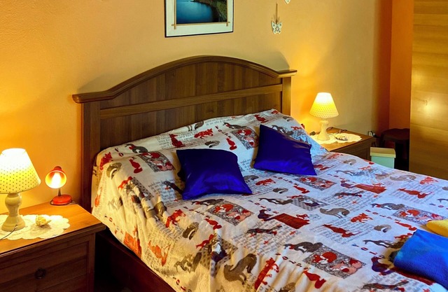 5 minutes from Porto Ferro beach, family and pet friendly