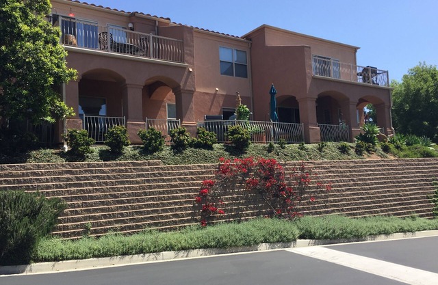 5 minutes to the beach and downtown, pool, spa, outdoor patio & garage . n n