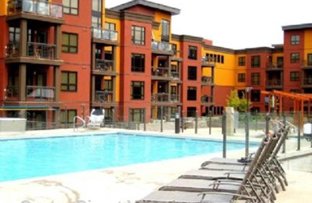 5 ⭐️ Unit 437 - Sol Terra Stays - Bright 2 bdrm with Pool & Courtyard Views