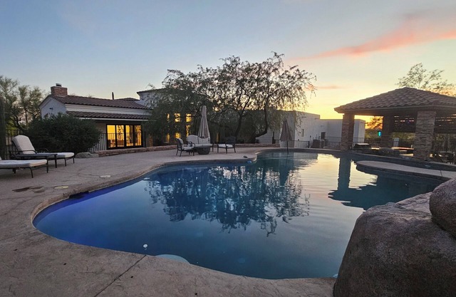 5054 sqft Luxury 4-bed 5.5 bath w/Theater, GameRm, Pool, fitness room on 2.5 ac