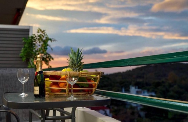51m² Flat in Vouliagmeni