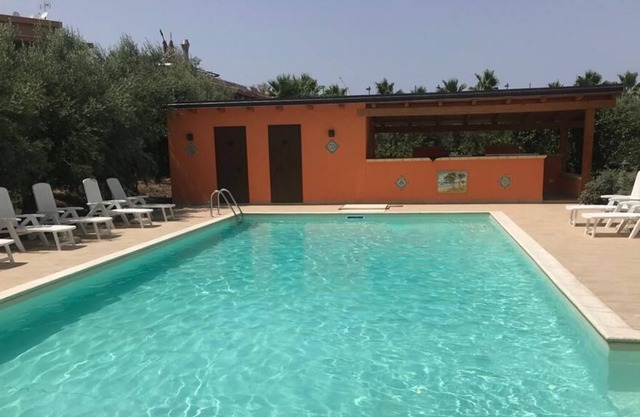6 bedrooms, 3 Baths, Pool, near the SEA, Terrace, Wi-Fi, Air Conditioning