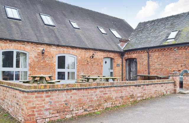 6 bedroom accommodation in Somersal Herbert, near Ashbourne