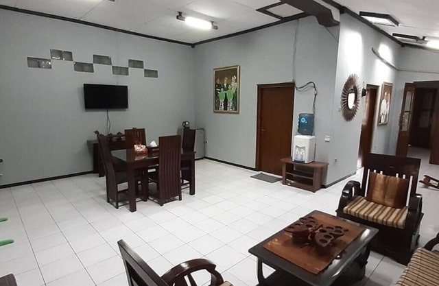 6 Bedroom house near alun-alun kidul Jogjakarta