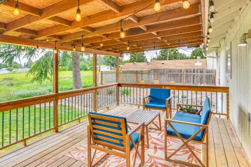 6 Mi to Downtown Vancouver Peaceful Home with Deck