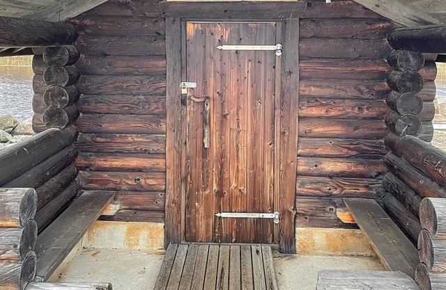 6 person holiday home in ÖSTRA ÄNTERVIK