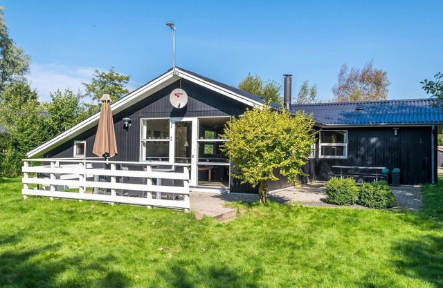 6 person holiday home in Hemmet-By Traum