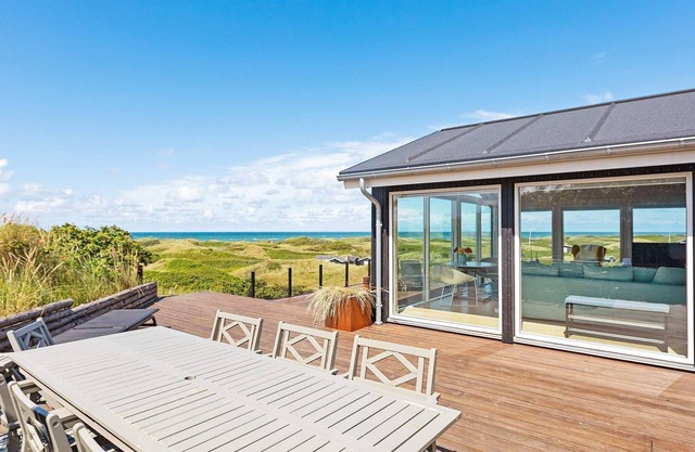 6 person holiday home in Løkken