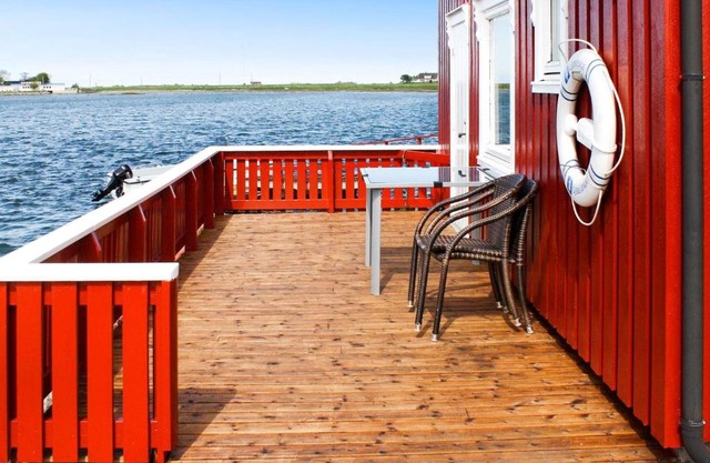 6 person holiday home in Brekstad