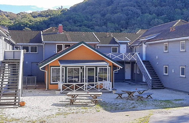 6 person holiday home in lyngdal