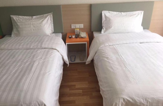 7 Days Inn Zhangjiakou Huailai Shacheng Branch