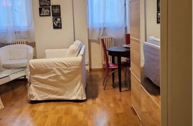 7 minutes from Lausanne train station