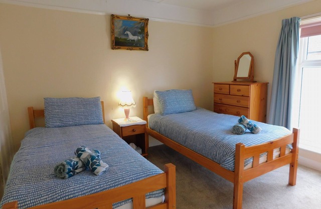 7 New Road - a period, mid terrace house, close to the shops and beach in Sheringham