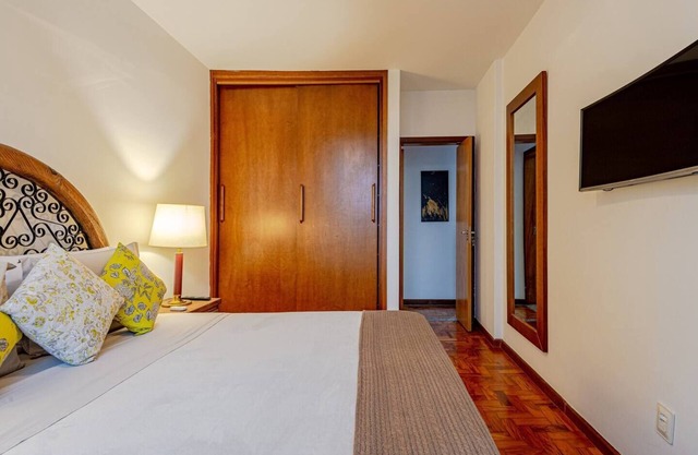 700Mbps *QBed*Smart Tvs *Garage*645 sq. ft. w/city view