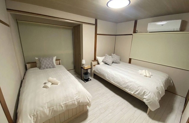 74m2 villa 3 rooms max 9 guests 4 min walk from - Kohamaan /Osaka Ōsaka