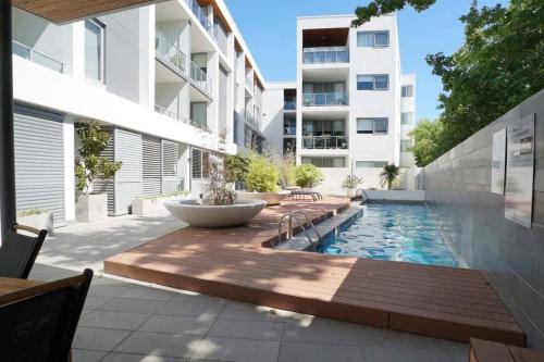 79 Close To Optus & Crown Rivervale Sleeps 2