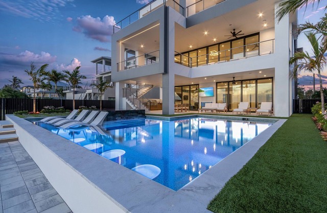 793 Shoreline Stunner: Luxury Pool, Views, EV Charger