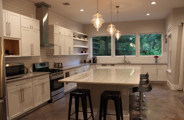 8 Bedroom Downtown House