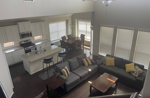 8 Beds & 4 FULL Baths 2 Kitchens ATTN:CREWS Samsung Adjacent - LARGE Newer Home!