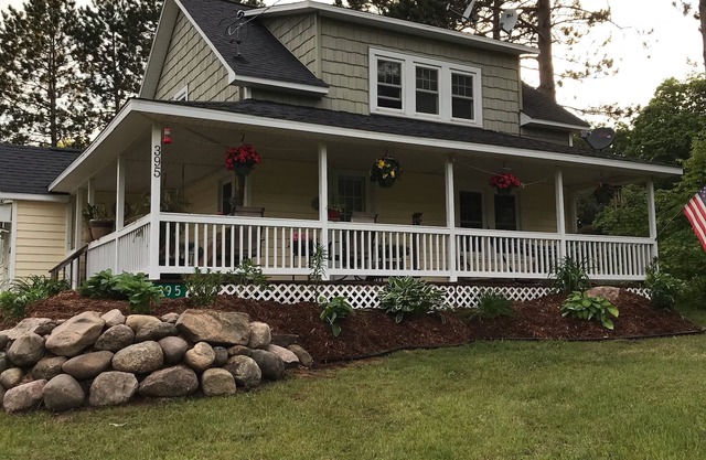 80 acre farm with an awesome view of the AuSable Valley with Hot Tub!
